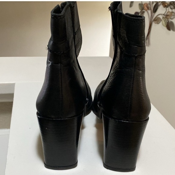 Franco Sarto Womens Black Ankle Booties Leather Block Heel 10M Business Casual - Picture 10 of 14
